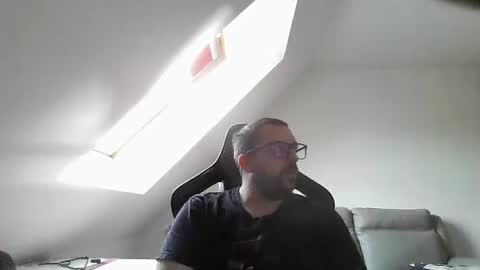 breton online show from 10-26-25, 09:59