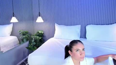 Malu online show from 10-27-25, 05:06