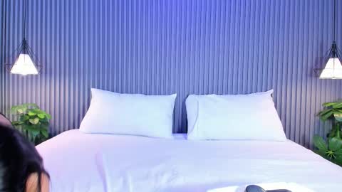 Malu online show from 12-22-25, 05:21