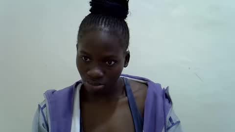 mamichula42 online show from 11-28-25, 07:00