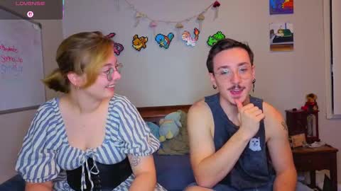 Snapshot of mamiclouds chatting on 09-27-25, 01:10 MamiCloudz online show from 09-27-25, 01:10