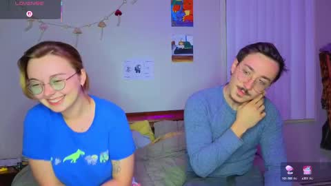 Snapshot of mamiclouds chatting on 10-08-25, 03:15 MamiCloudz online show from 10-08-25, 03:15