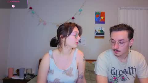 Snapshot of mamiclouds chatting on 11-09-25, 02:10 MamiCloudz online show from 11-09-25, 02:10