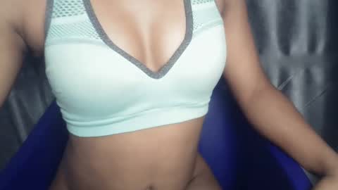 Snapshot of mammy31 chatting on 04-07-26, 04:13 mammy31 online show from 04-07-26, 04:13