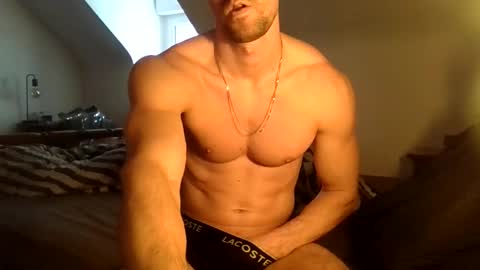 Snapshot of man_for_man69 chatting on 11-12-25, 10:26 man for man69 online show from 11-12-25, 10:26