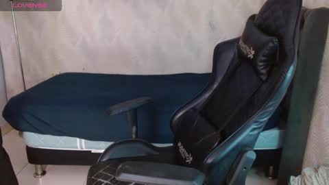 man_san11 online show from 09-22-25, 05:15