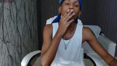 man_san11 online show from 10-26-25, 03:51