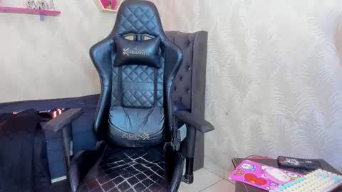 man_san11 online show from 12-14-25, 03:39