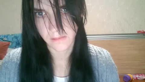 Snapshot of mandari_lukc chatting on 11-18-25, 01:11 Mandari lukc online show from 11-18-25, 01:11