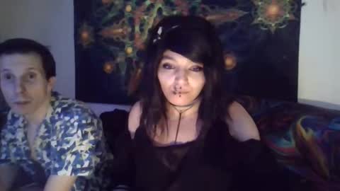 Snapshot of mandra_wag chatting on 02-25-26, 12:04 mandra_wag online show from 02-25-26, 12:04