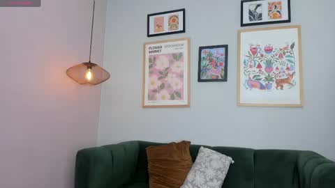 Mandy online show from 04-16-26, 05:03