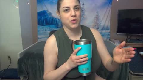 Snapshot of mandy_rose1 chatting on 02-19-25, 03:39 Mandy rose online show from 02-19-25, 03:39