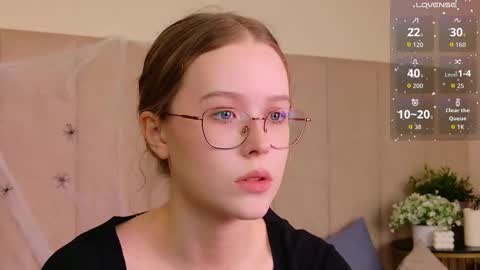 Mandy online show from 10-26-25, 02:01