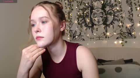 Mandy online show from 10-27-25, 04:11