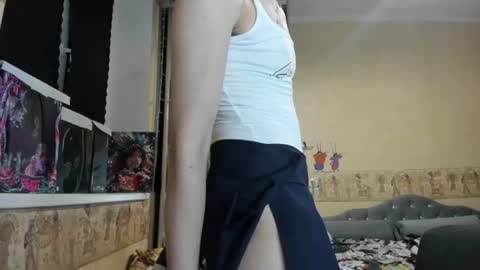 Mandy online show from 06-17-26, 05:36