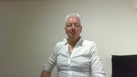 mandywinger online show from 08-09-26, 05:18