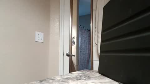 Jan and Man online show from 12-18-25, 06:25