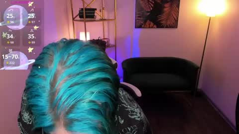 manic_pixie_ online show from 05-08-26, 03:39