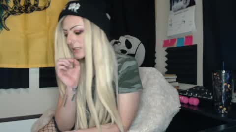 manicmercury online show from 01-02-25, 03:48