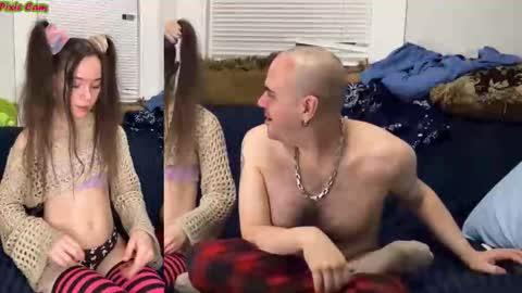 Snapshot of manicpixiedreamfrog chatting on 03-12-26, 03:01 manicpixiedreamfrog online show from 03-12-26, 03:01