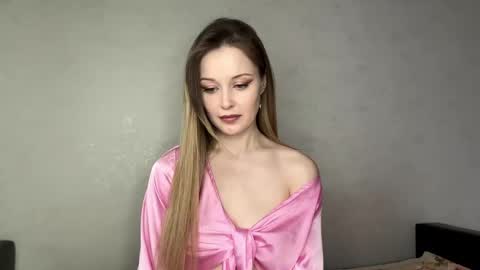 Hey there my name is Sarah online show from 04-23-26, 02:19