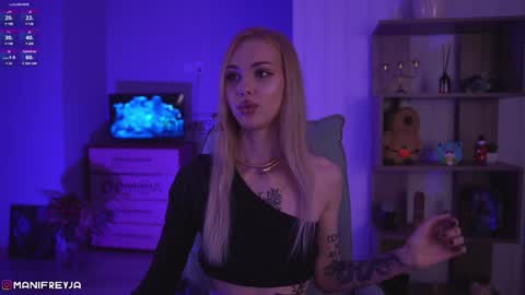 Amelie online show from 12-15-24, 10:26