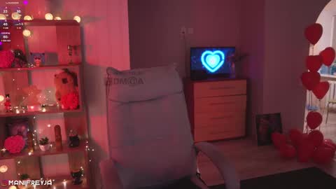 Amelie online show from 03-04-25, 10:49