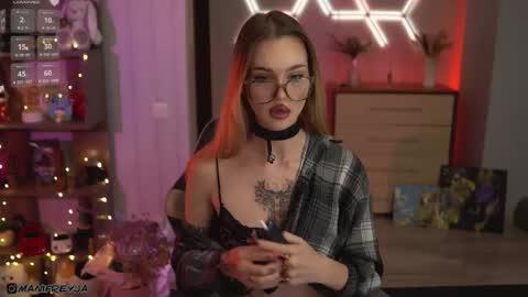 Amelie online show from 11-09-25, 12:09