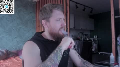 Snapshot of manjerk_on_cb chatting on 10-11-25, 10:25 Arthur online show from 10-11-25, 10:25