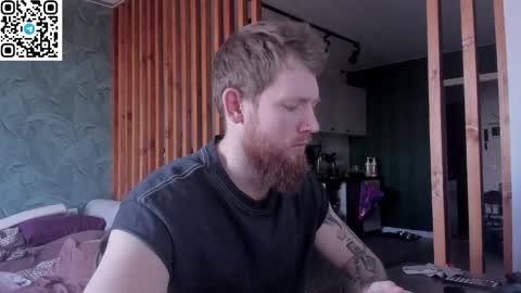 Snapshot of manjerk_on_cb chatting on 10-19-25, 09:43 Arthur online show from 10-19-25, 09:43