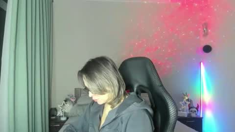 Nika online show from 03-12-25, 04:56