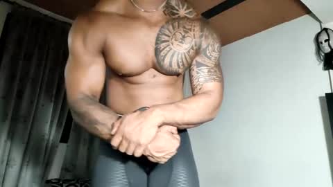 Snapshot of manolofitt chatting on 04-02-26, 01:36 Manolo online show from 04-02-26, 01:36