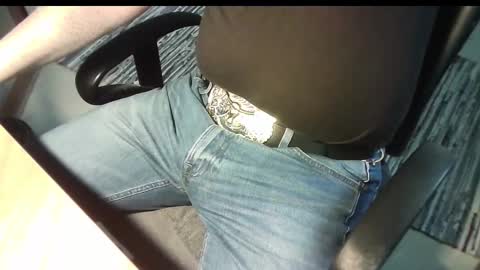 Snapshot of manswed chatting on 02-25-25, 09:53 manswed online show from 02-25-25, 09:53