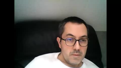 Snapshot of manu5933 chatting on 02-12-25, 12:44 manu5933 online show from 02-12-25, 12:44