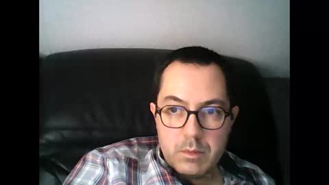 Snapshot of manu5933 chatting on 02-25-25, 03:49 manu5933 online show from 02-25-25, 03:49