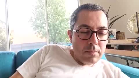 Snapshot of manu5933 chatting on 10-13-25, 10:48 manu5933 online show from 10-13-25, 10:48