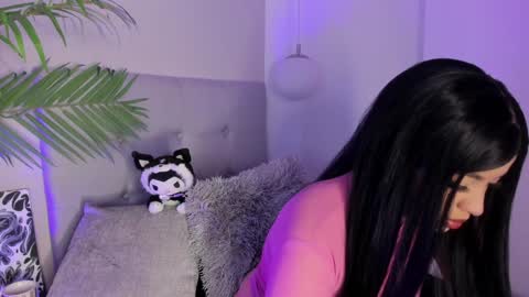 Manu Velez  online show from 01-13-25, 03:04