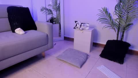 Manu Velez  online show from 01-17-25, 05:41