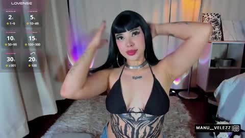 Manu Velez  online show from 10-30-25, 07:54