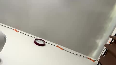 manue957825 online show from 10-24-25, 07:54