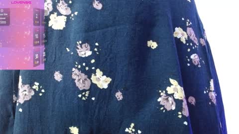 Angela online show from 01-30-25, 11:33