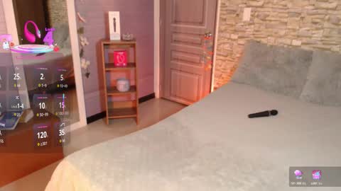 Angela online show from 09-15-25, 11:21