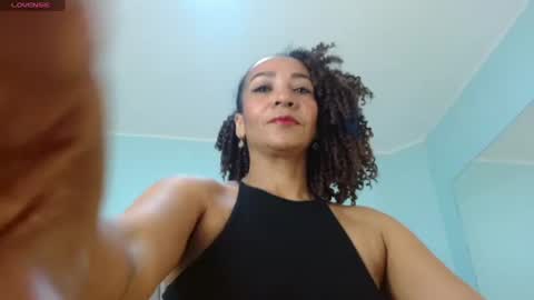 Manuela Giraldo online show from 07-22-26, 03:59