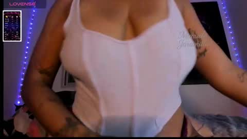 Snapshot of manuela_jaramillo chatting on 02-12-26, 08:09 manuela_jaramillo online show from 02-12-26, 08:09