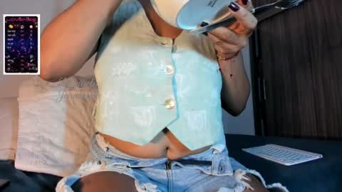 Snapshot of manuela_jaramillo chatting on 05-02-26, 04:06 manuela_jaramillo online show from 05-02-26, 04:06