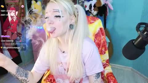 Manuela online show from 01-14-25, 10:34