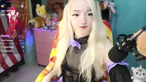 Manuela online show from 01-18-25, 03:31