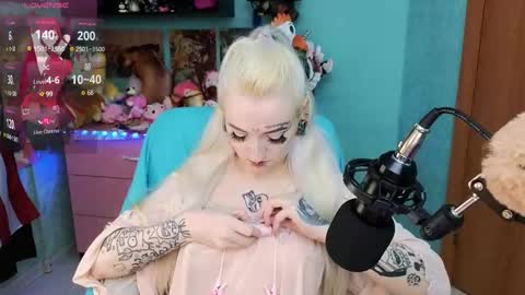 Manuela online show from 02-10-25, 12:52