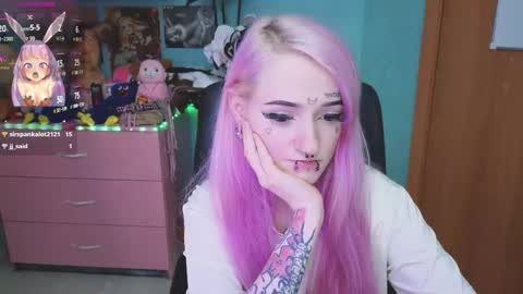 Manuela online show from 09-26-25, 08:24