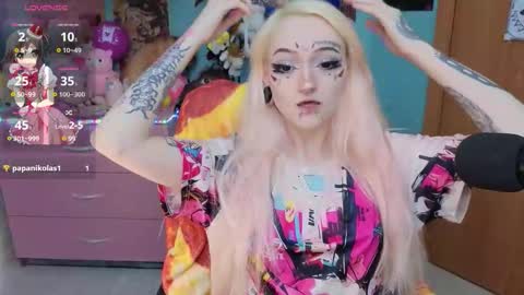 Manuela online show from 02-18-26, 09:33